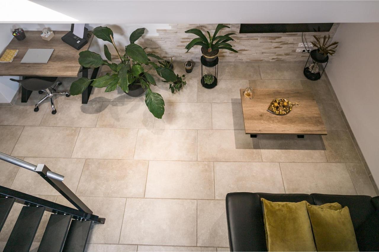 Loft avec jardin et parking privé Lägenhet Troyes Exteriör bild