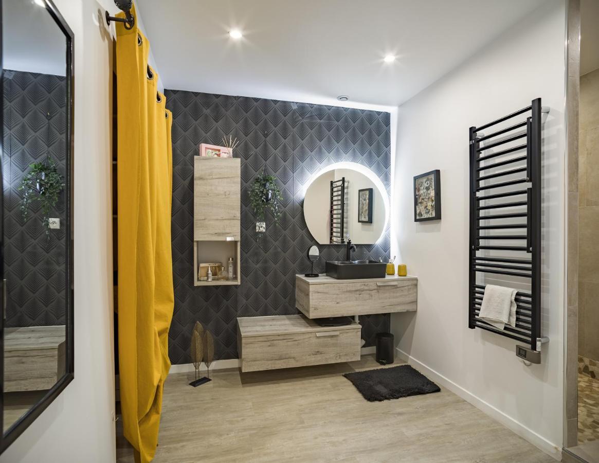 Loft avec jardin et parking privé Lägenhet Troyes Exteriör bild