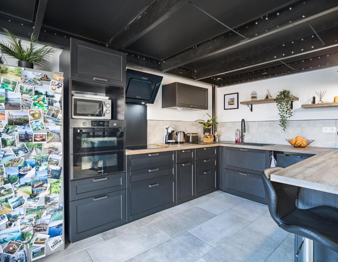 Loft avec jardin et parking privé Lägenhet Troyes Exteriör bild